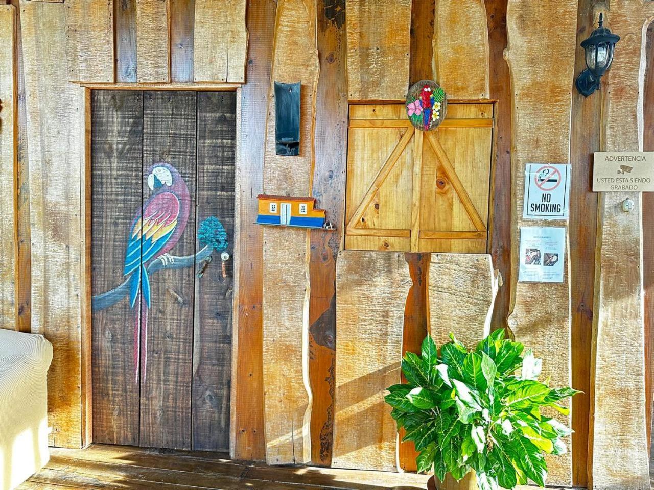 Hostel Rustico Marabi Tárcoles Buitenkant foto